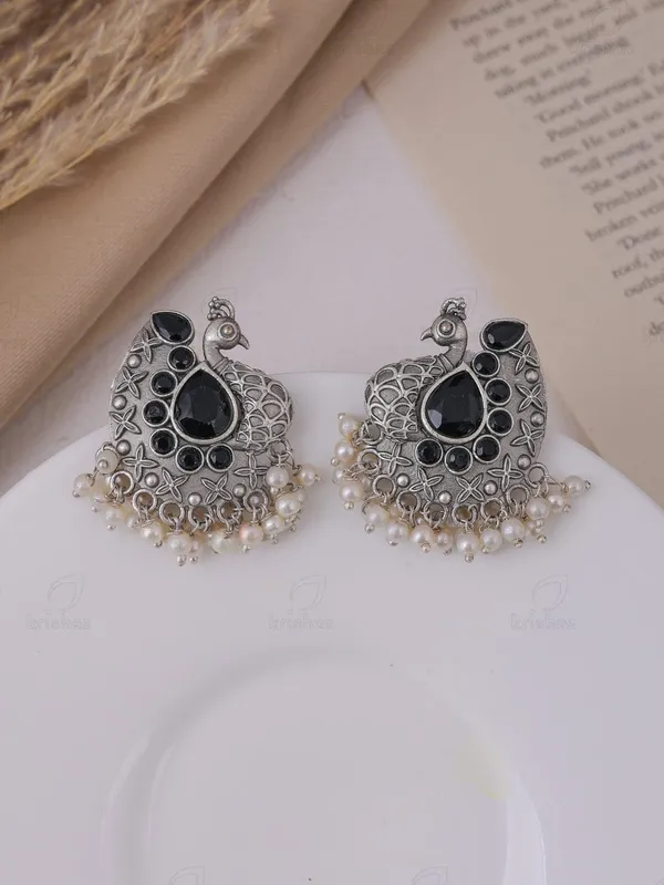 Black_Brass_Mayuri_Bloom_Studs_Earring_For_Women