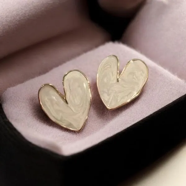 White_Specialized_Alloys_Sweet_Heart_Earring_For_Women