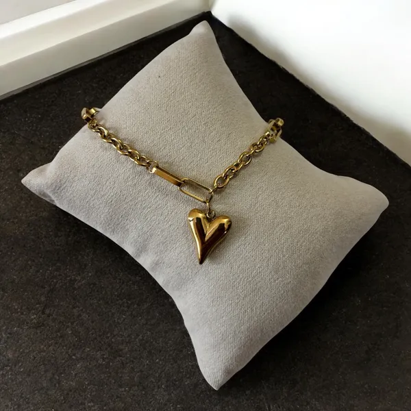 Gold_Stainless_Steel_Dainty_Heart_Chain_Bracelet_For_Women