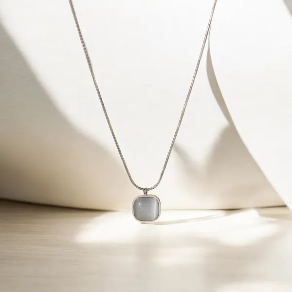 Gold_Stainless_Steel_Silver_Pendant_With_Chain_Necklace_For_Women