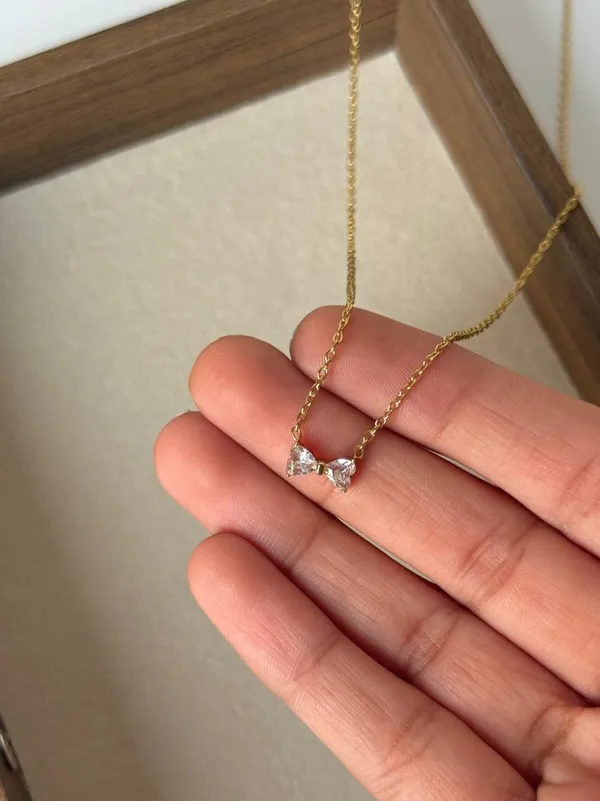 Gold_Stainless_Steel_Serene_Bow_Chain_Necklace_For_Women