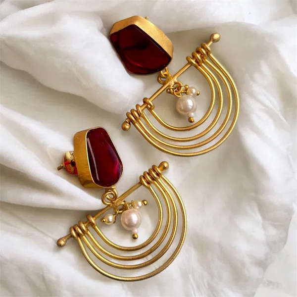 Red_Beated_Brass_Bansuri_Dangler_Earring_For_Women