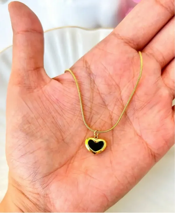 Gold_And_Black_Stainless_Steel_Dainty_Heart_Chain_Necklace_For_Women