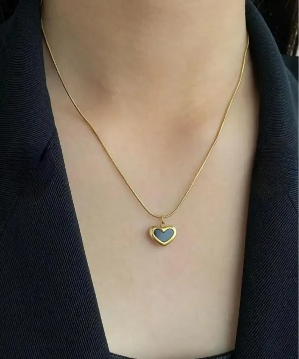 Gold_And_Black_Stainless_Steel_Dainty_Heart_Chain_Necklace_For_Women