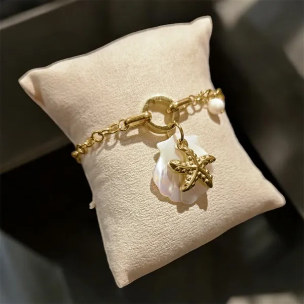 Gold_Stainless_Steel_Seashell_Bracelet_Bracelet_For_Women