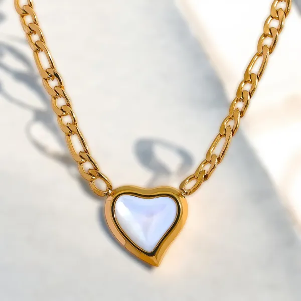 Gold_Stainless_Steel_Mop__Heart_Necklace_For_Women