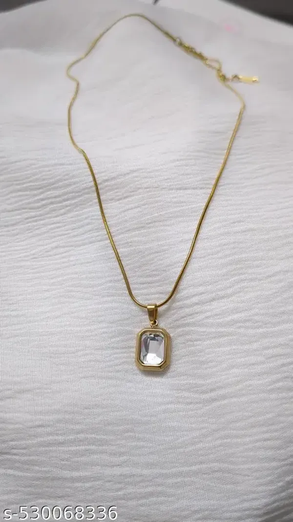 Gold_Stainless_Steel_Rooh_Pendant_Chain_Necklace_For_Women