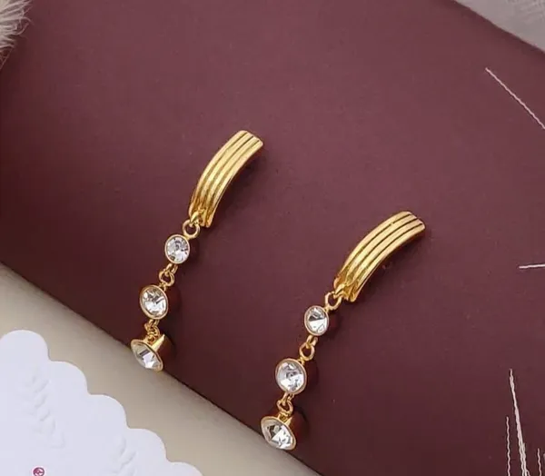 Gold_Stainless_Steel_Zuri_Drops_Dangle_Earring_For_Women