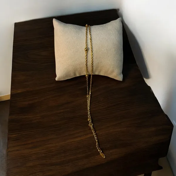 Gold_Stainless_Steel_Double_Layer_Minimalist_Chain_And_Knot_Bracelet_For_Women
