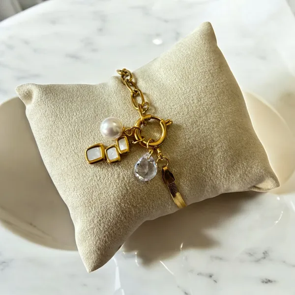 Gold_Stainless_Steel_Pearl_Charms_Chain_Bracelet_For_Women