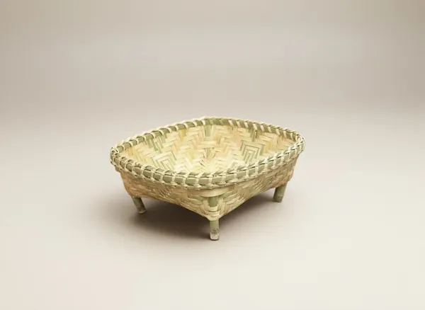 Handwoven_Premium_Bamboo_Serving_Basket