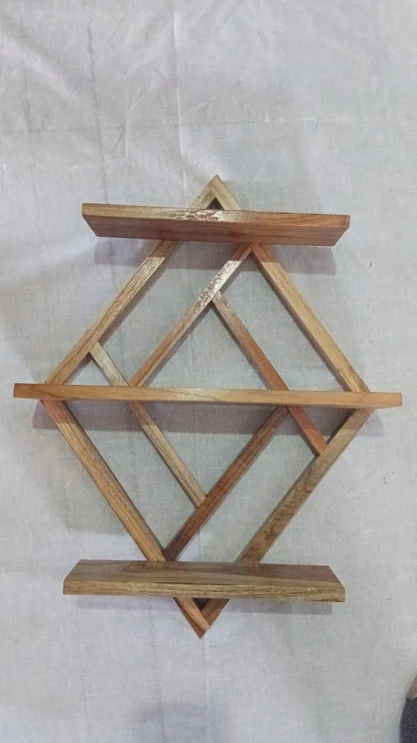 Wooden_Premium_Plant_Decor_For_Home_Decor