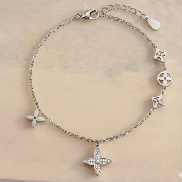 Poppy_Silver_Charm_Bracelet__|_Made_By_Pure_925_Silver