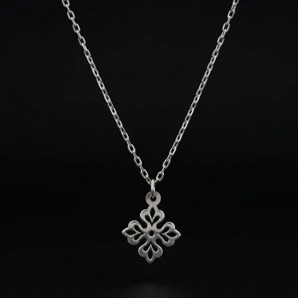 Enchanted_Clover_Silver_Pendant_|_Made_By_Pure_925_Silver