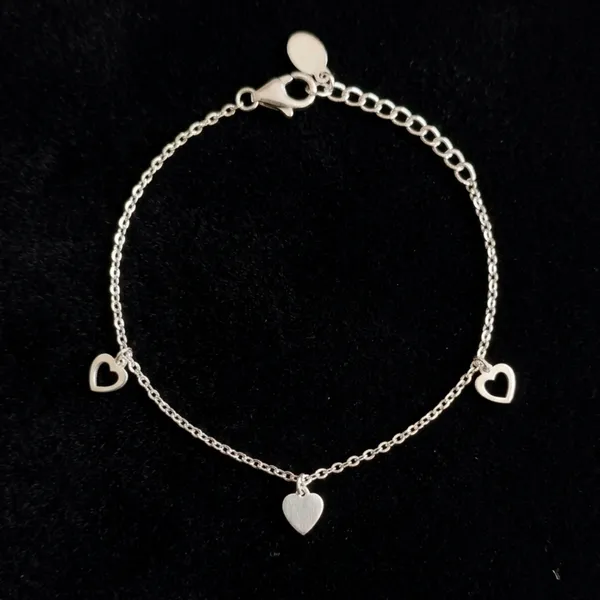 Fluttering_Hearts_Silver_Bracelet_|_Made_By_Pure_925_Silver