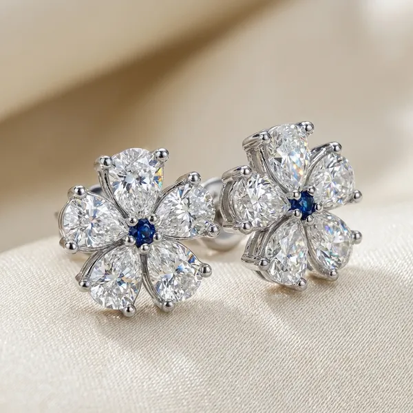 Bloom_Solitare_Silver_Studs_White__|_Made_By_Pure_925_Silver