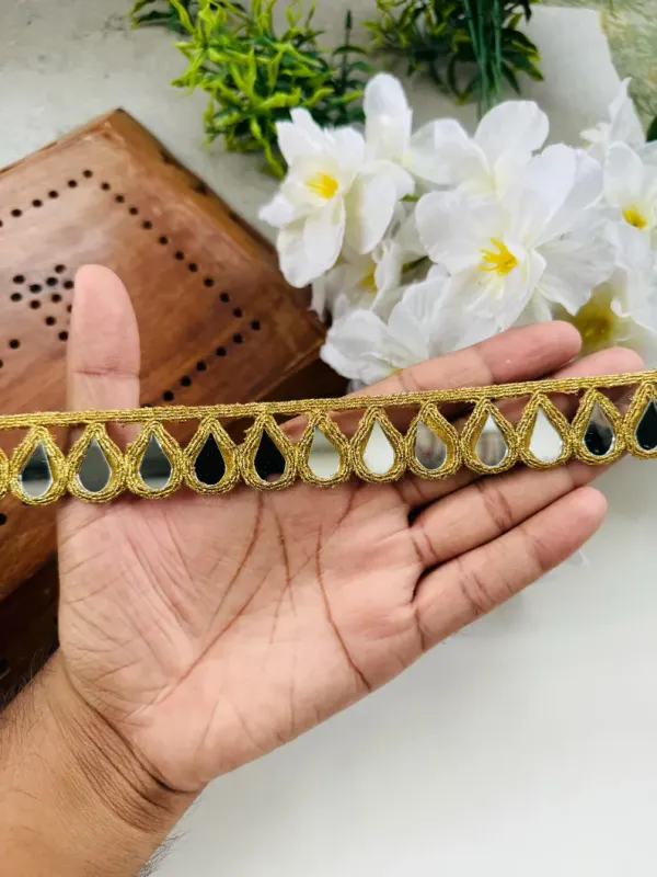 Elegant_Mirror,_Cutwork_Sari_Border,_Wedding_Dress_Embellishments,_Indian_Dupatta_Lace,_DIY_Sewing__Decoretion__9_Meter_Gold_Colour