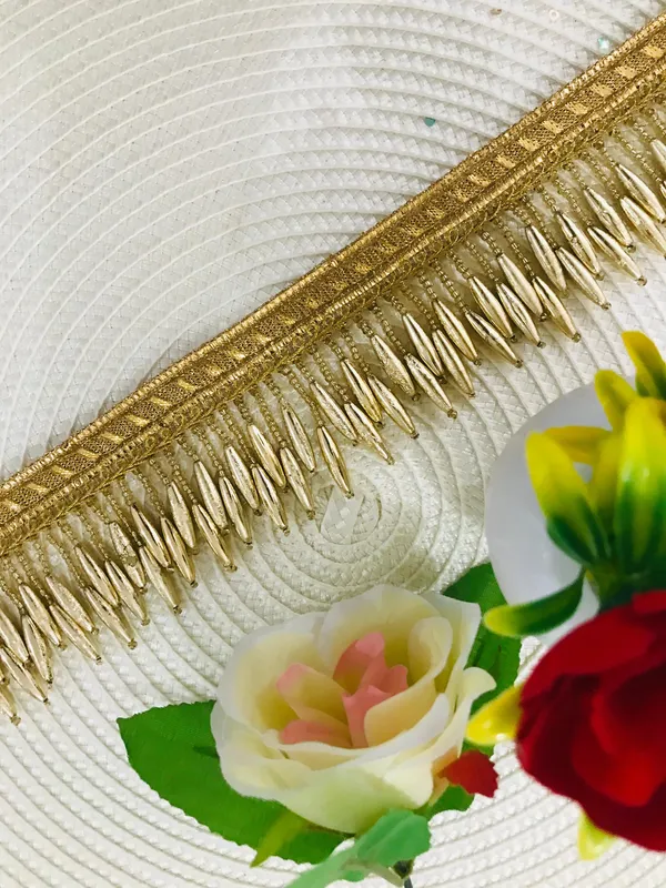 Premdas_Lace_Pearl_Lace_with_Shimmering_Gold_Finish_Zari_Border_Lace_Perfect_for_for_Saree,_Blouse,_Dupatta,_Lehenga,_Sewing,_Designing_Crafts_and_Home_Decor_(1_Meter)