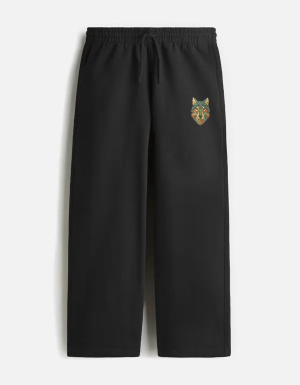 Wolf_shape_embroide_black_jogger’s
