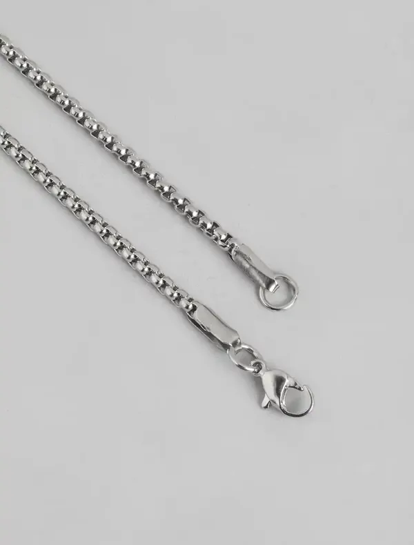Antique_Angel_And_Cross_Silver_Plated_Stainless_Steel_Pendants_With_Chains_Combo_Set_Of_2