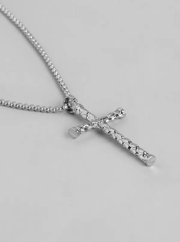 Lord_Jesus_Crucifix_Cross_Pendant_With_Chain
