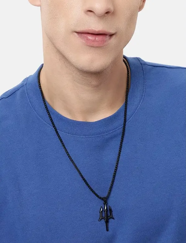 Unisex_Black_Trident_Anime_Pendant_With_Chain