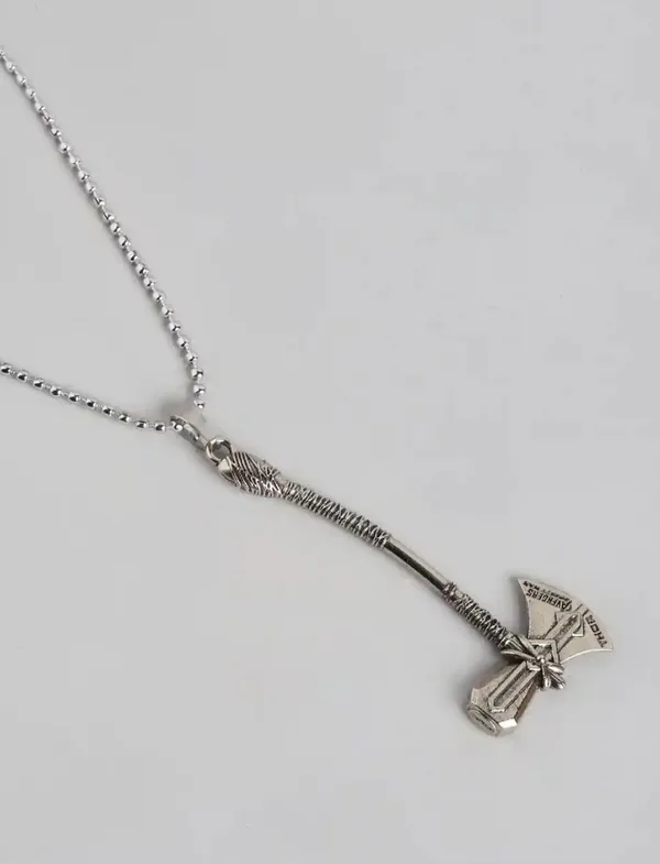 Unisex_Contemporary_Antique_Pendant_With_Chain