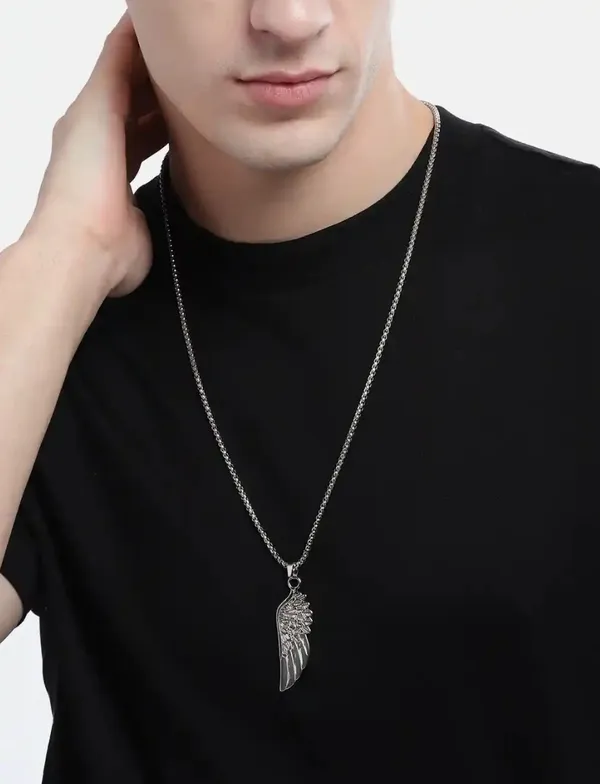 Unisex_Feather_Shaped_Rhodium_Plated_Pendant_With_Chain