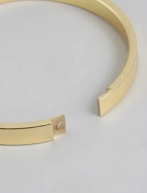 Unisex_Stainless_Steel_Gold_Plated_Kada_Bracelet