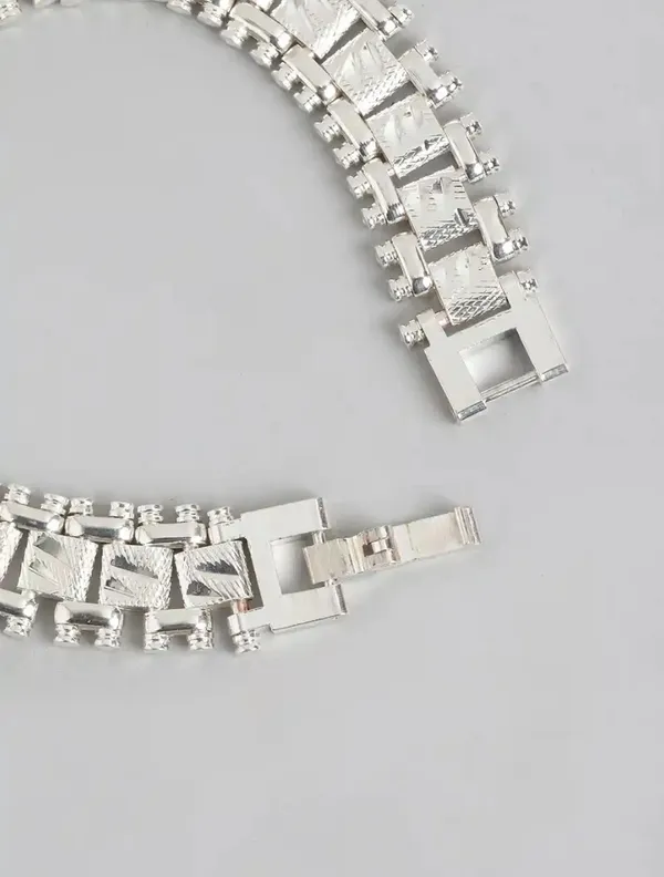 Unisex_Link_Bracelet_Silver_Plated_Stainless_Steel