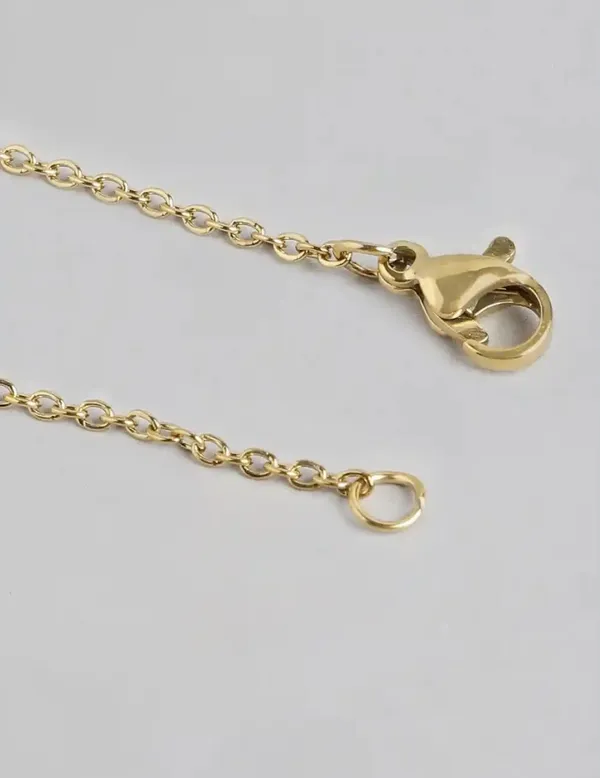 Unisex_Love_Name_Letter_Pendant_With_Chain