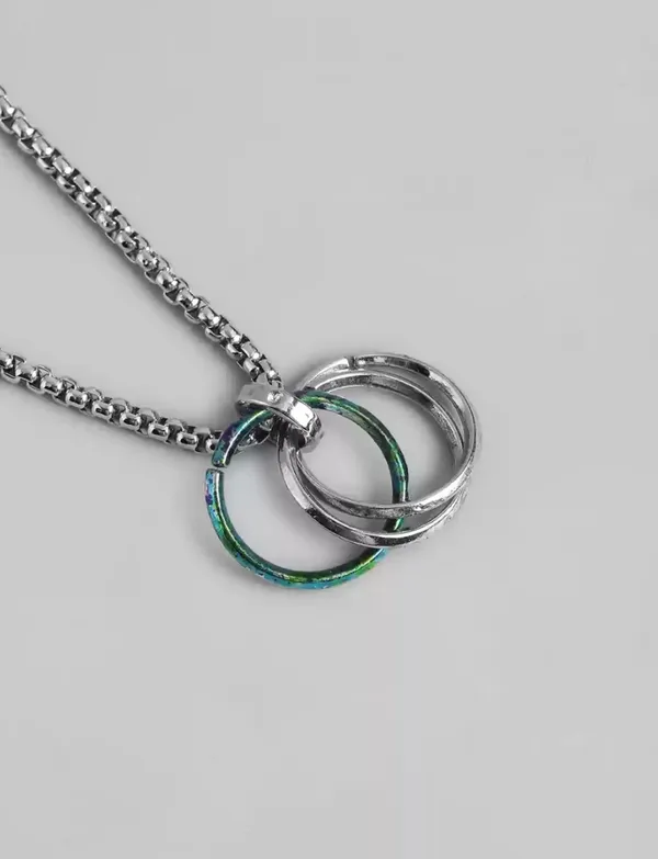 Unisex_Multicolour_Circular_Pendant_With_Chain