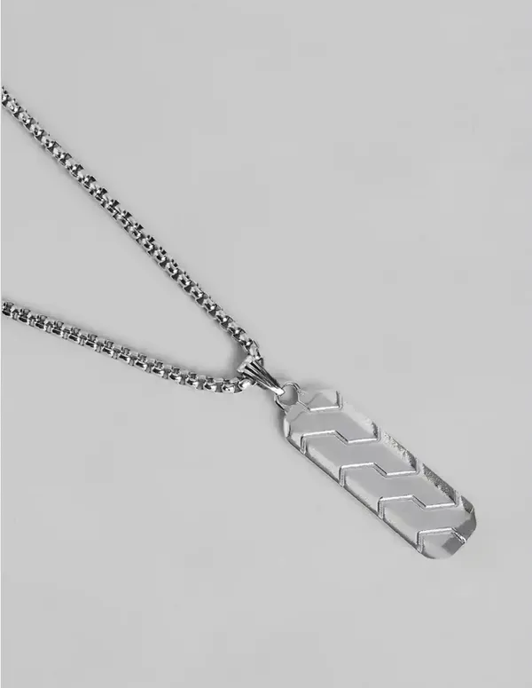 Unisex_Oxidised_Silver_Retro_Pendant_With_Box_Chain