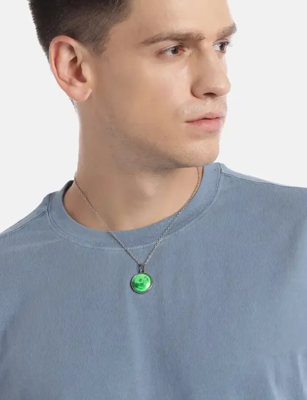 Unisex_Retro_Moon_Glow_In_Dark_Pendant_With_Chain