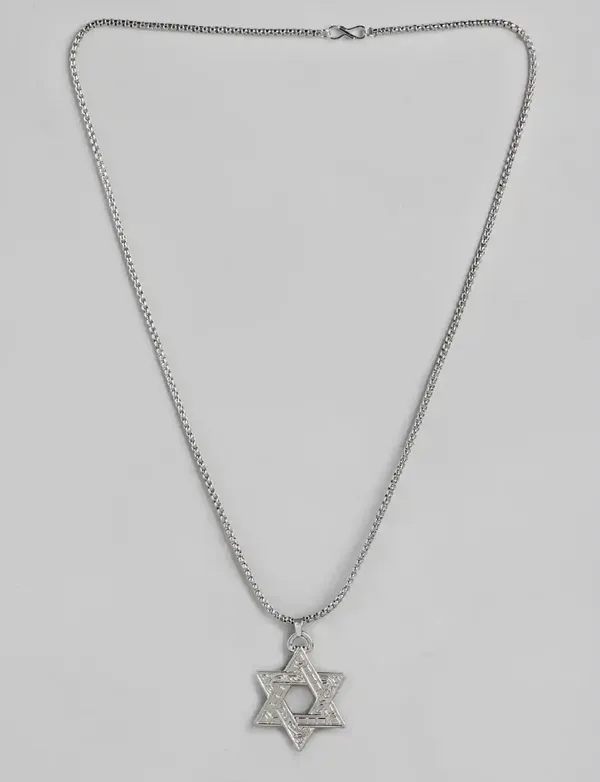 Unisex_Star_Shaped_Antique_Pendant_With_Chain