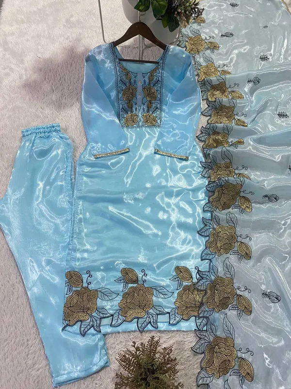 Sky_Blue_Organza_Silk_Embroidered_Kurta_Set_with_Scalloped_Dupatta