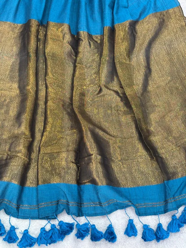 Khadi_cotton_saree_with_Blouse_-_Sky_blue_color_with_golden_lagdi_pallu_work