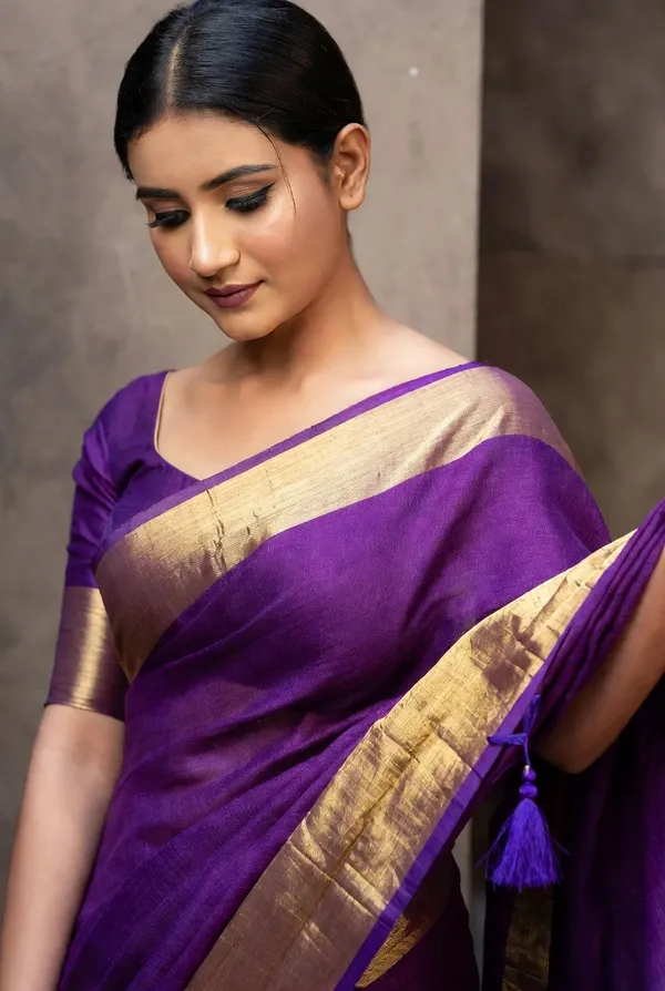 Khadi_cotton_saree_with_Blouse_-_Deep_amethyst-purple_with_golden_lagdi_pallu_work