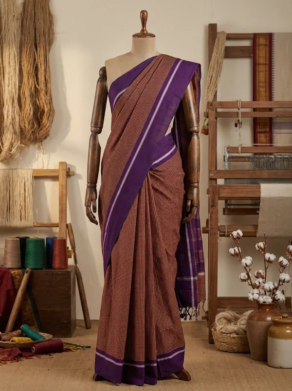 Patteda_Anchu_Handloom_Cotton_Saree_with_Blouse_-_Regal_Maroon_with_shimmering_Gold_Checks_and_Deep_Purple_Border