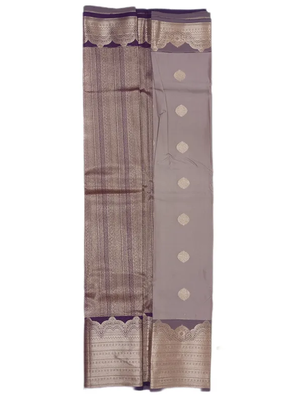 Taupe_Grey_With_Royal_Plum_Contrast_Pure_Kanjivaram_Soft_Silk_Saree_With_Blouse