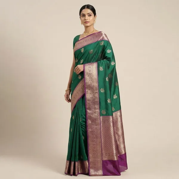 Emerald_Green_With_Rani_Pink_Contrast_Border_Pure_Kanjivaram_Soft_Silk_Saree_With_Blouse