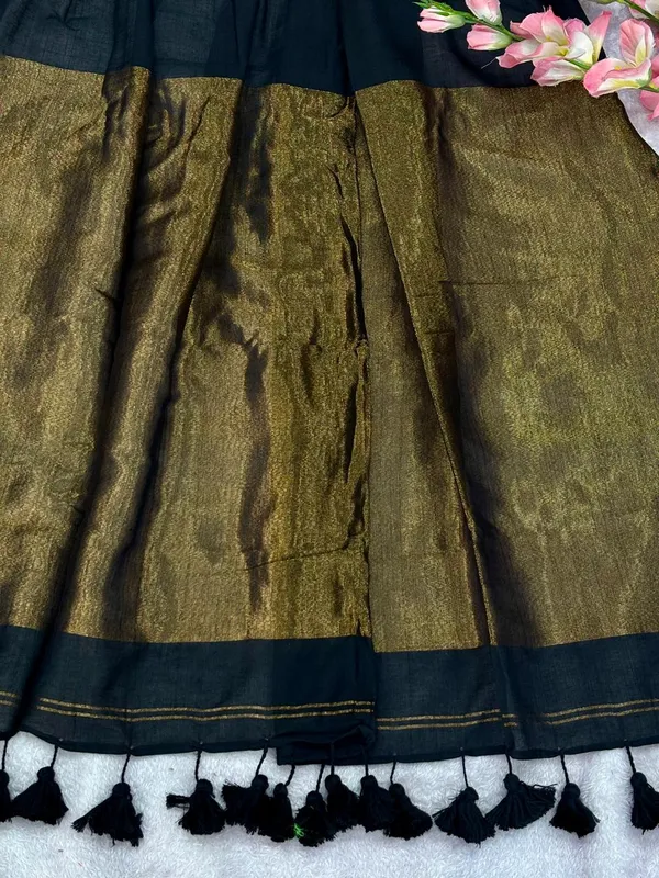 Khadi_cotton_saree_with_Blouse_-_Deep_midnight-black_colour_with_golden_lagdi_pallu_work