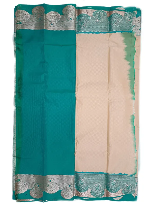 Soft_Ivory_With_Emerald_Green_Border_Pure_Kanjivaram_Soft_Silk_Saree_With_Blouse