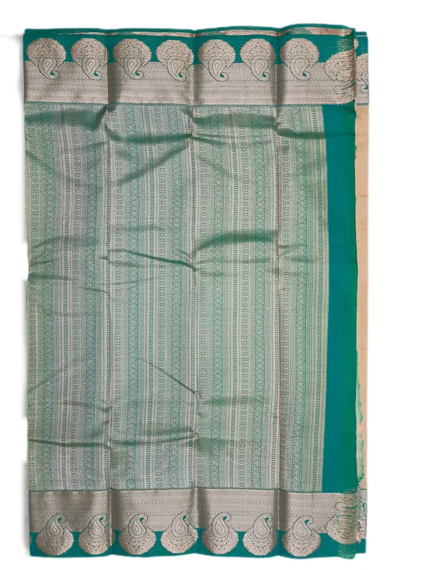 Soft_Ivory_With_Emerald_Green_Border_Pure_Kanjivaram_Soft_Silk_Saree_With_Blouse
