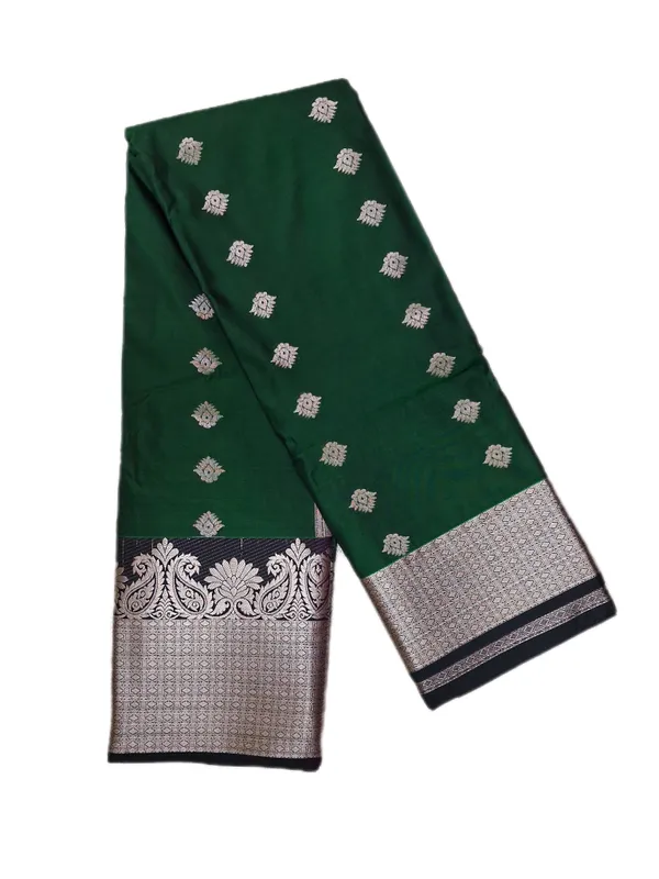 Emerald_Green_With_Antique_Silver_Zari_Pure_Soft_Silk_Saree_With_Blouse
