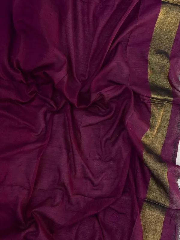 Khadi_cotton_saree_with_Blouse_-_Maroon_color_with_golden_lagdi_pallu_work