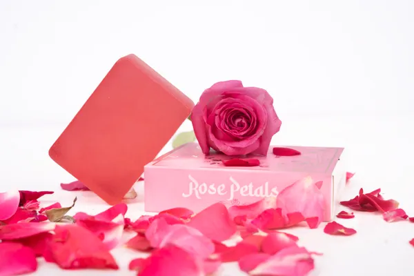 Rose_Alchemy_Natural_Soap_With_Rose_Petals
