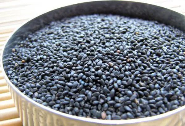 Roods_Fresh_Nigella_Seeds_(Kalonji)_-_300_Gm
