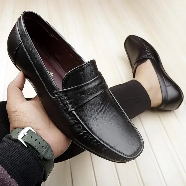 Black_Slip-On_Loafers_for_Men
