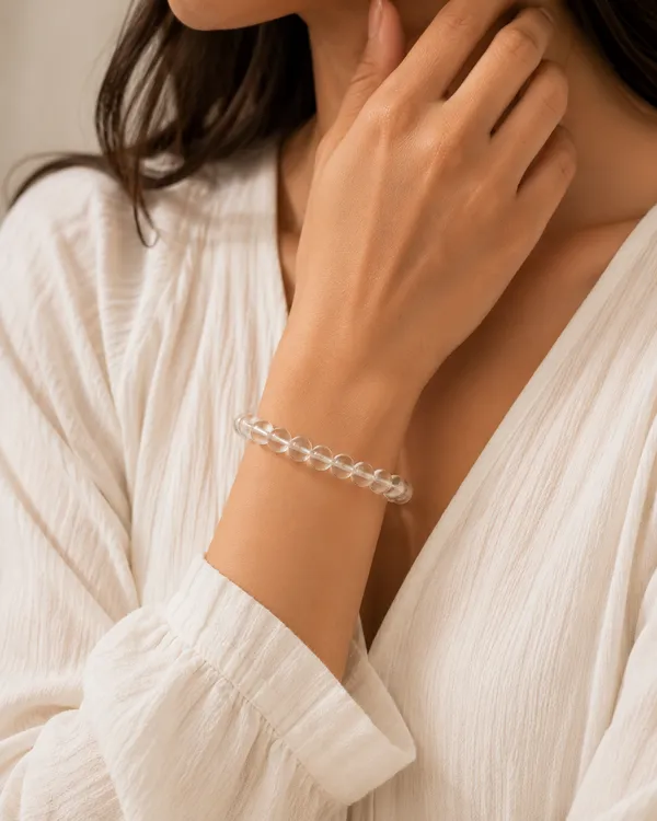 Clear_Quartz_Bracelet_–_Stone_of_Clarity,_Energy_&_Amplification